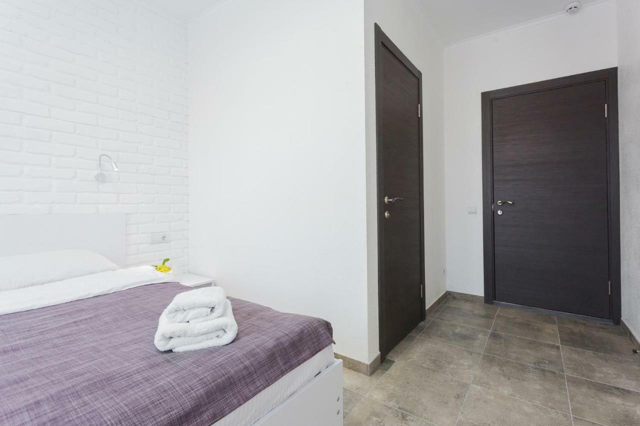 Skyhome Na Nauky Kyjev Exteriér fotografie